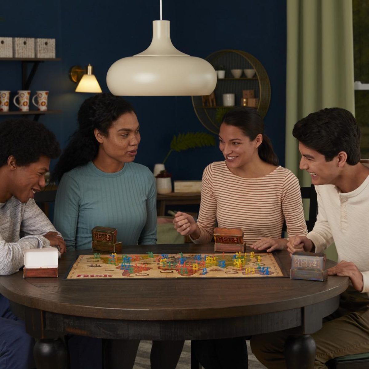 Hasbro Risk Board Game Unisex, 11-12 Years