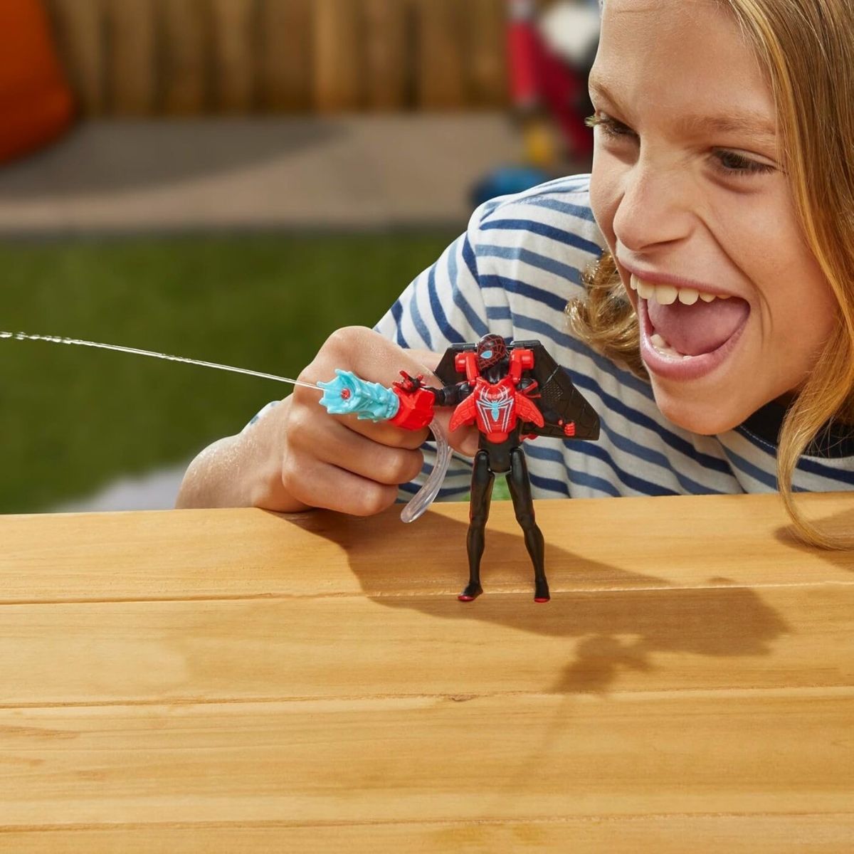 Marvel 4″ Epic Hero Series Web Splashers Miles Morales Action Figure Unisex, 5-7 Years