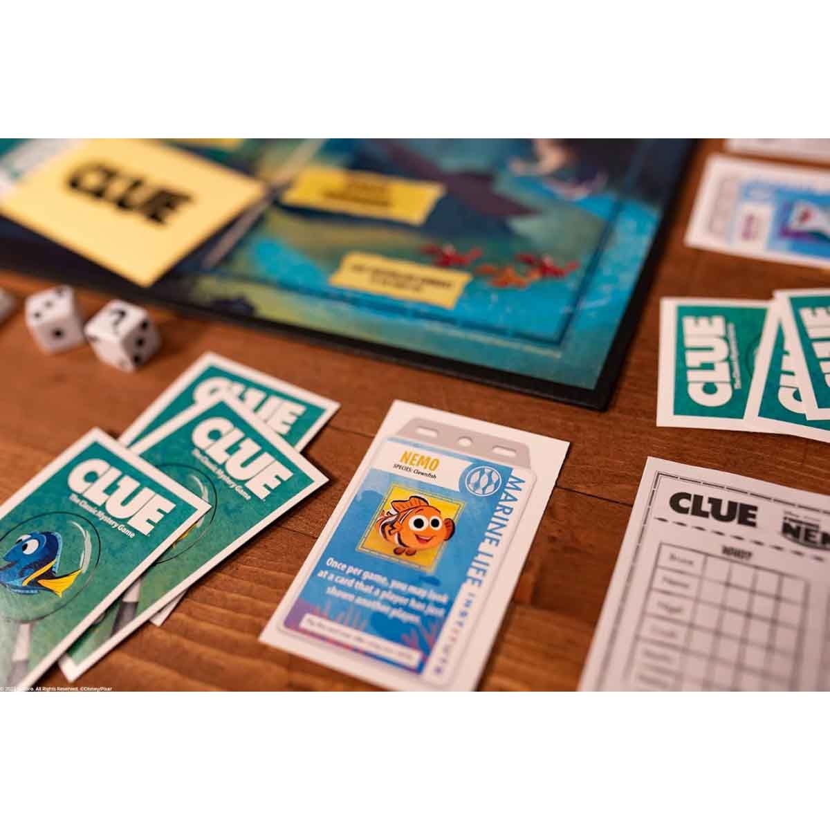 Disney Pixar Ocean Traps Finding Nemo Game Unisex, 5-7 Years