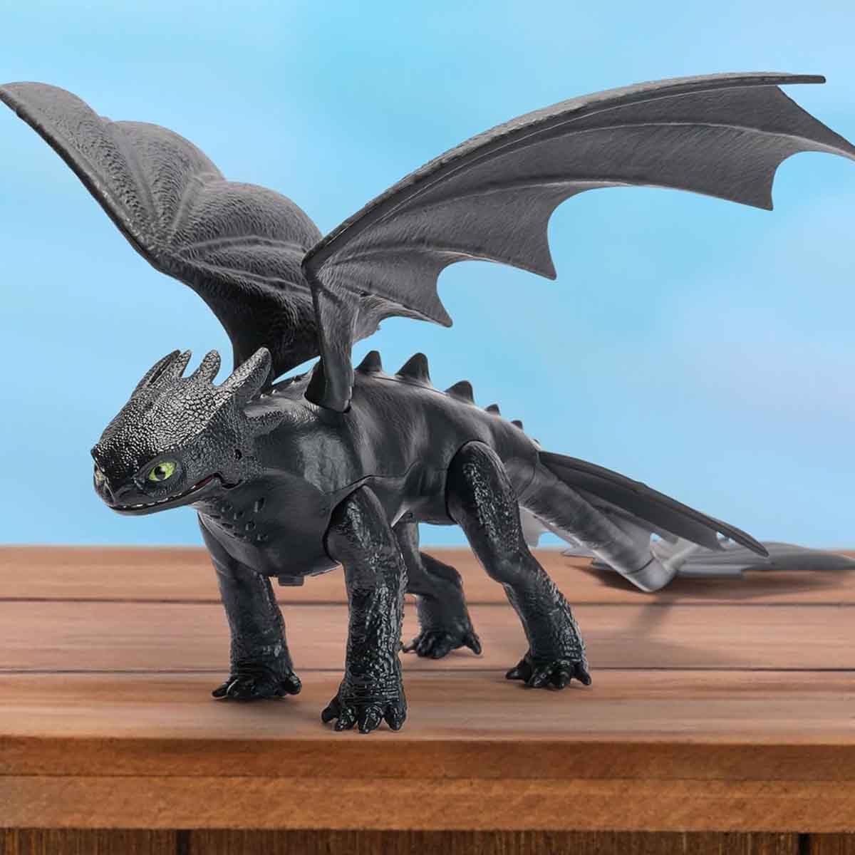 DreamWorks Battle Dragons Toothless Action Figure Boys, 5-7 Years