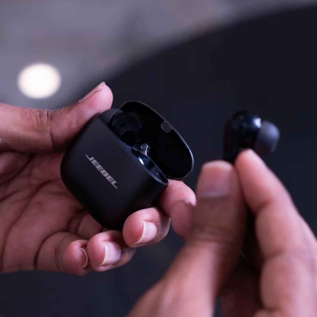 Jeebel Black Boost TWS Earbuds