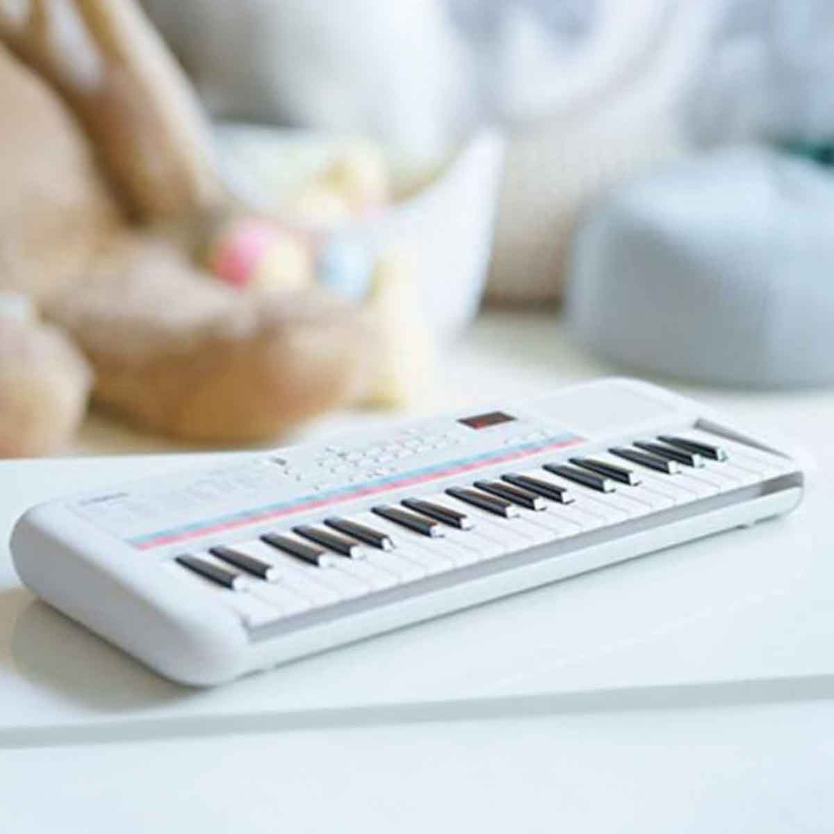 Yamaha PSS-E30 Mini Keyboard