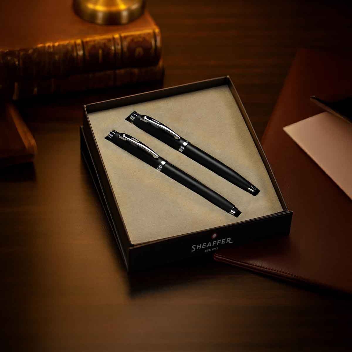 شيفر طقم هدية قلم حبر جاف 100 + قلم حبر سائل