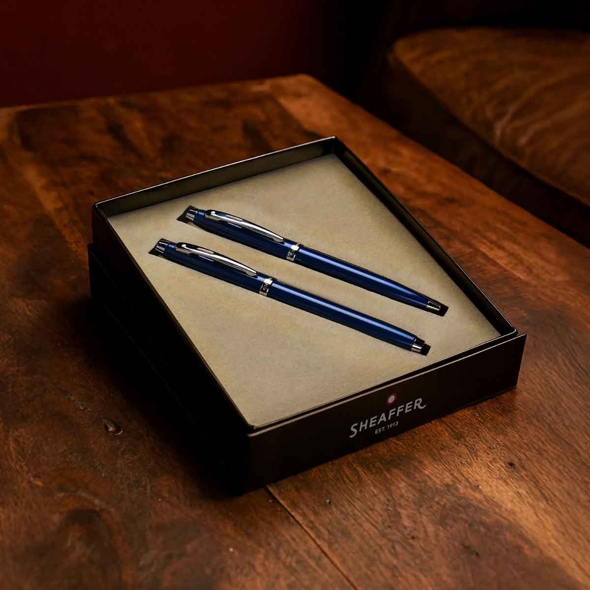 شيفر طقم هدية قلم حبر جاف 100 + قلم حبر سائل أزرق