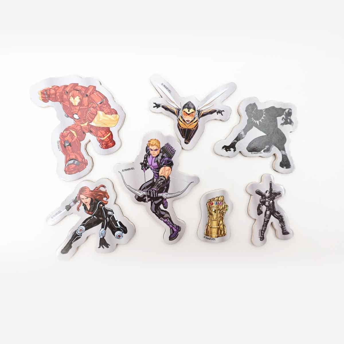 Marvel Avengers 15-Piece Wooden Magentic Characters Unisex, 3-4 Years