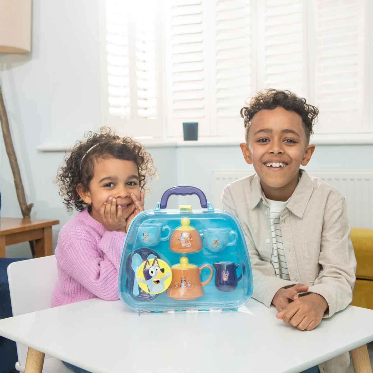 Bluey Tea Set Case Unisex, 3-4 Years