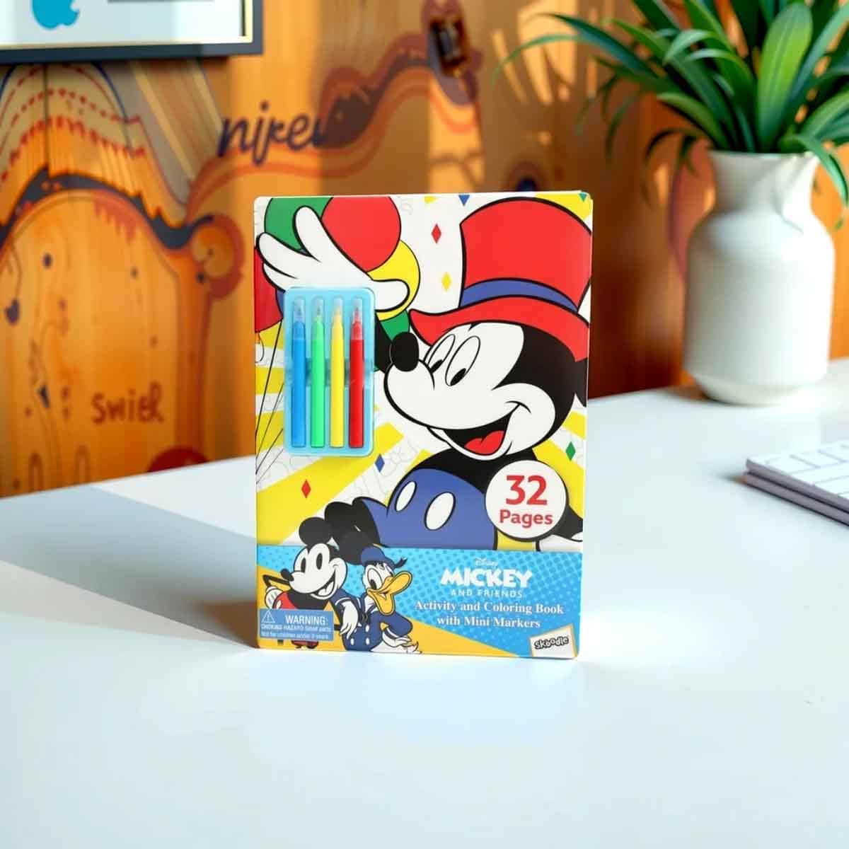 Mickey & Friends 32-Pages Activity Book with Mini Markers Unisex, 3-4 Years