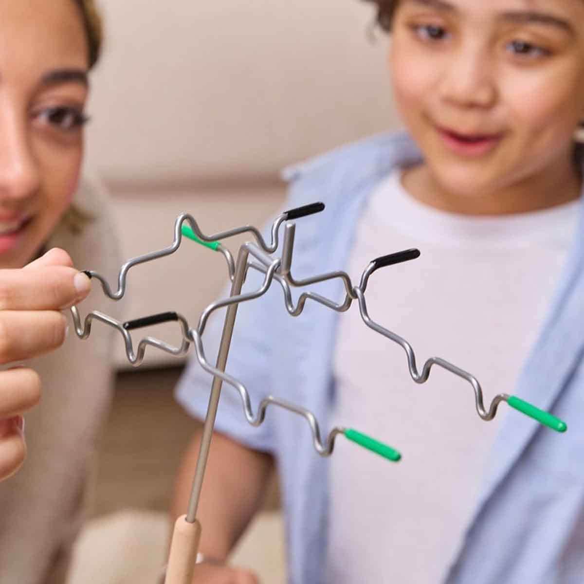 Spin Master Games Suspend Family Game Unisex, 5-7 Years