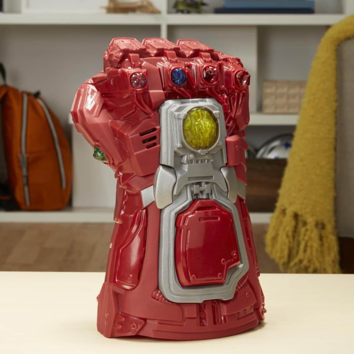 Marvel Universe Avn Red Electronic Gauntlet Boys, 5-7 Years