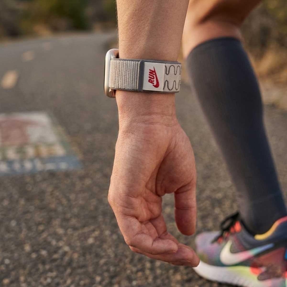 ابل 46mm رمادي فيلد سوار نايكي سبورت لوب - مقاس واحد