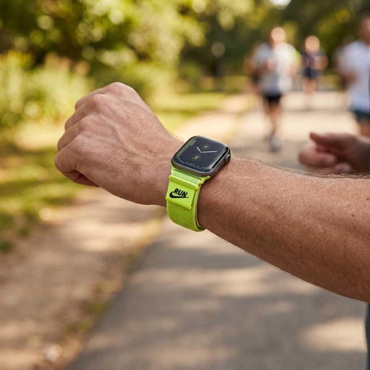 ابل 46mm فولت سبلاش سوار نايكي سبورت لوب - مقاس واحد