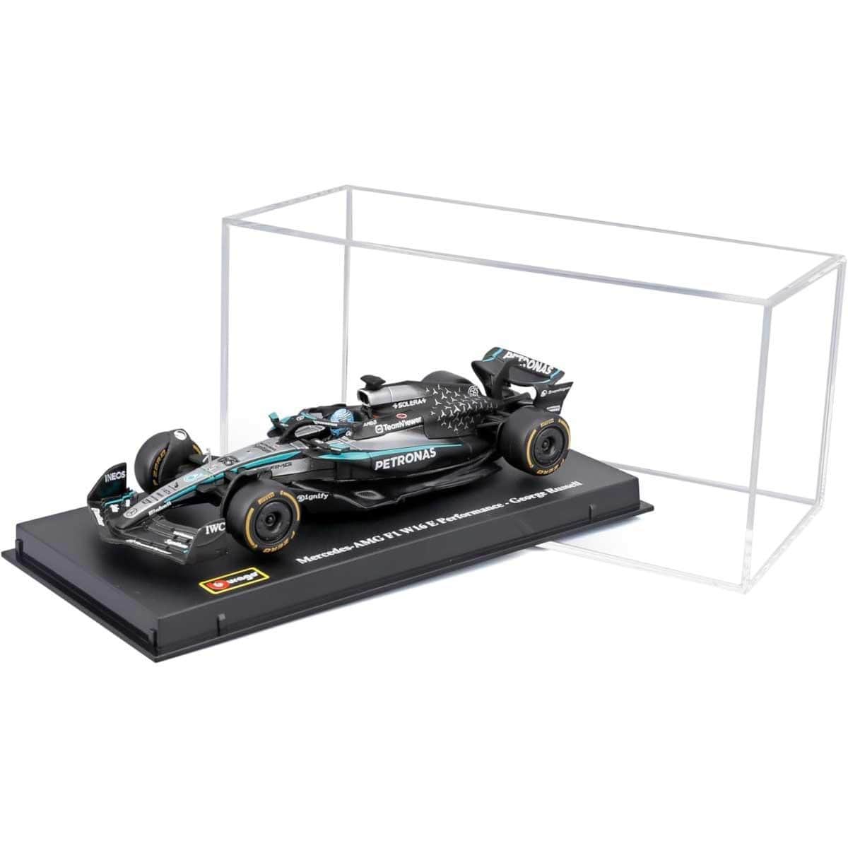 Bburago 1:43 Mercedes-AMG Petronas F1 W16 Team Diecast Model Car with Helmet Boys, 13+ Years
