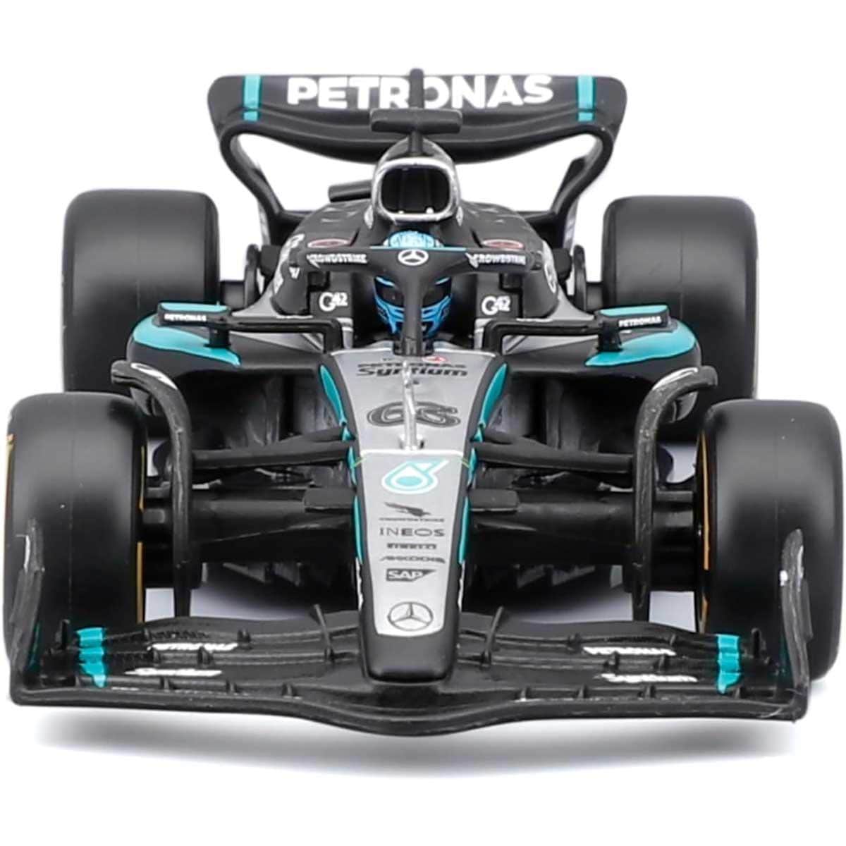 Bburago 1:43 Mercedes-AMG Petronas F1 W16 Team Diecast Model Car with Helmet Boys, 13+ Years