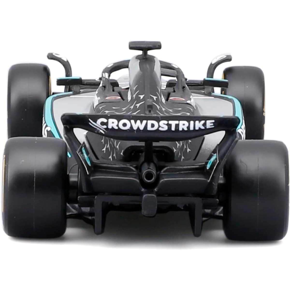 Bburago 1:43 Mercedes-AMG Petronas F1 W16 Team Diecast Model Car with Helmet Boys, 13+ Years