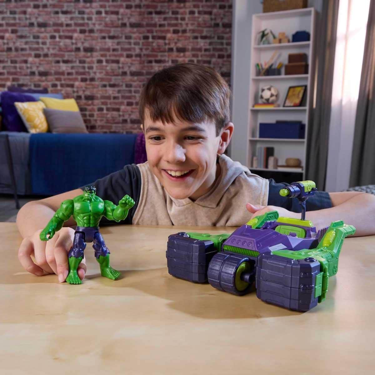 Marvel Avengers 4" Hulk Blast 'N Smash Truck Set Unisex, 5-7 Years