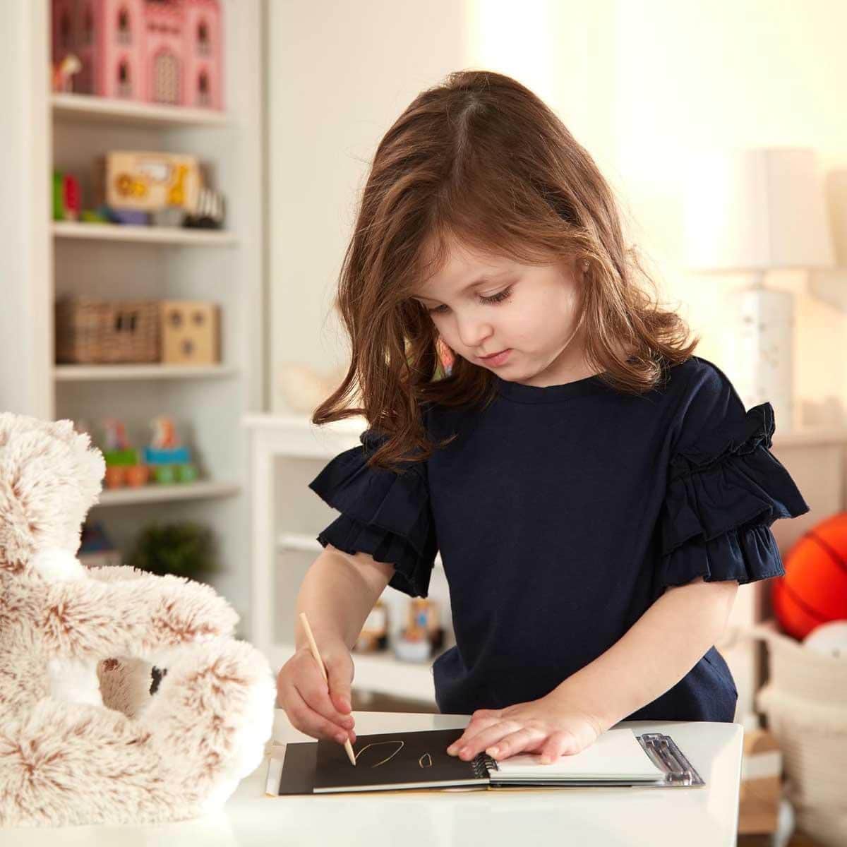Melissa & Doug 16-Pages Scratch Art Doodle Pad Set Unisex, 3-4 Years