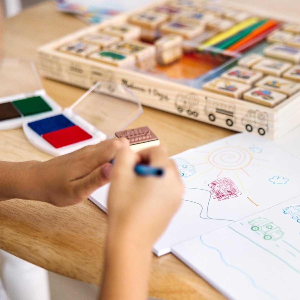 Melissa & Doug Deluxe Vehicles Wooden Stamp & Coloring Set Unisex, 3-4 Years