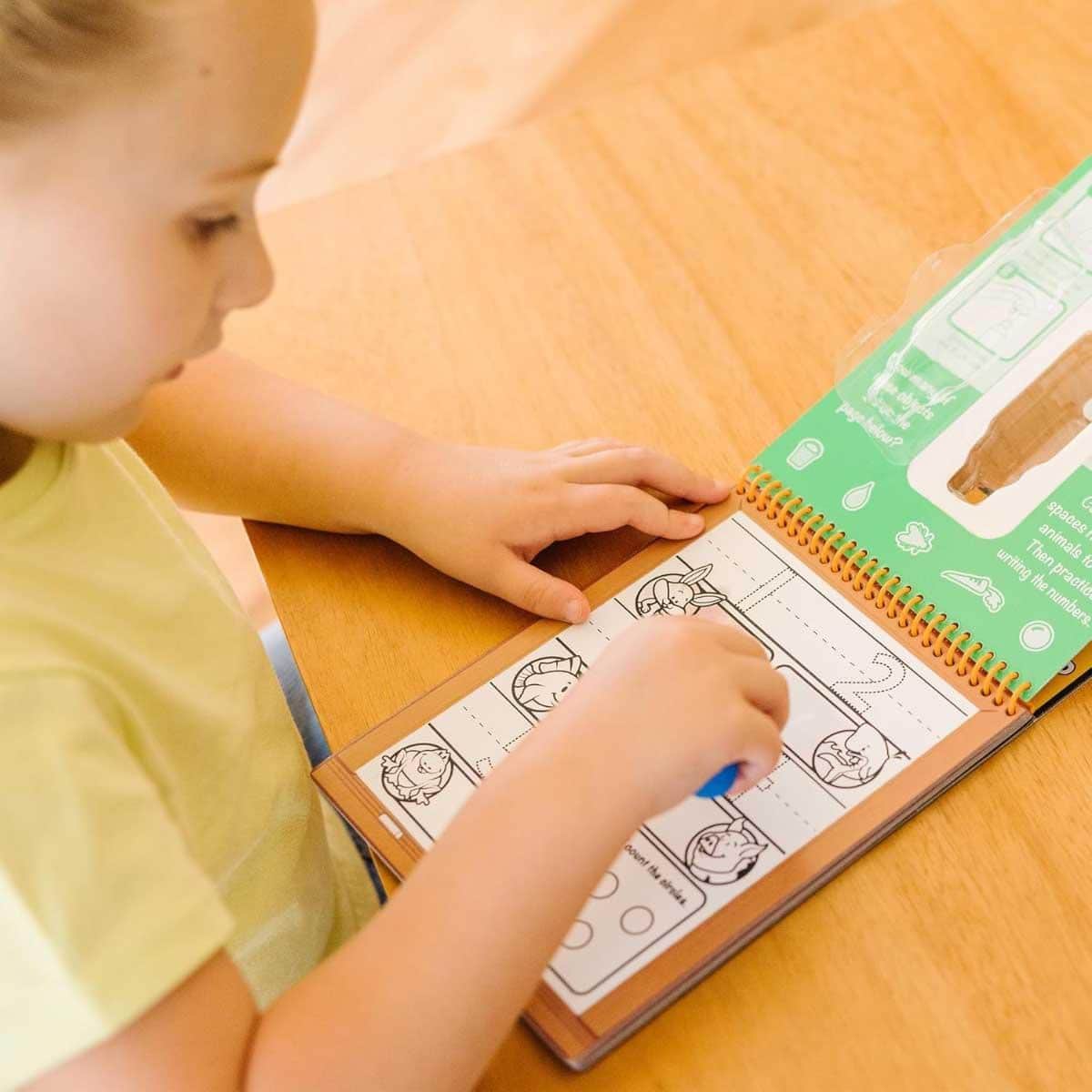 Melissa & Doug Numbers Reusable Water-Reveal Activity Pad Unisex, 3-4 Years