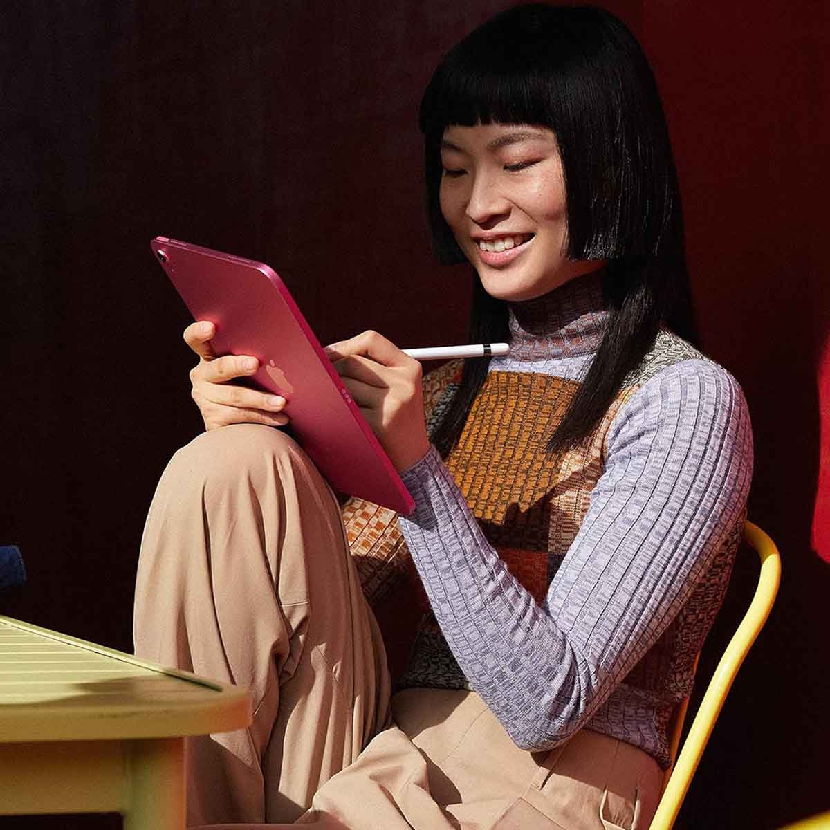 أبل آيباد 11 الجيل العاشر واي فاي 256 جيجابايت فضي