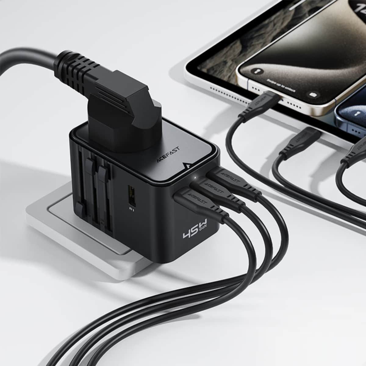 Acefast Black Z8 45W 5-Port 3C2A GaN Universal Adapter