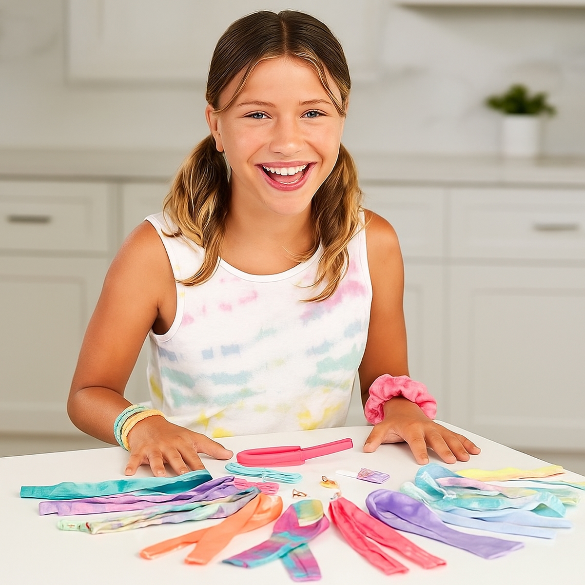 Activity Kings Scrunchie Loom Diy Kit Girls, 5-7 Years