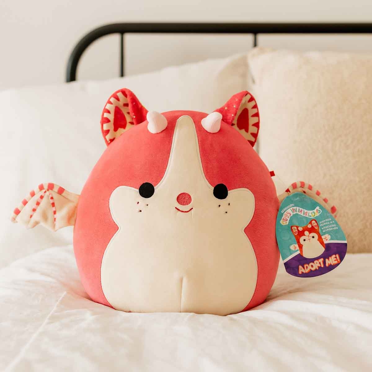 Adopt Me 8" Squishmallow Strawberry Shortcake Bat Dragon Plush Toy Unisex, 3-4 Years