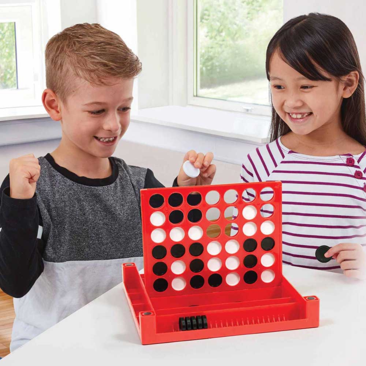 Ambassador 4-in-a-Row & Snakes and Ladders Combo Game Unisex, 5-7 Years