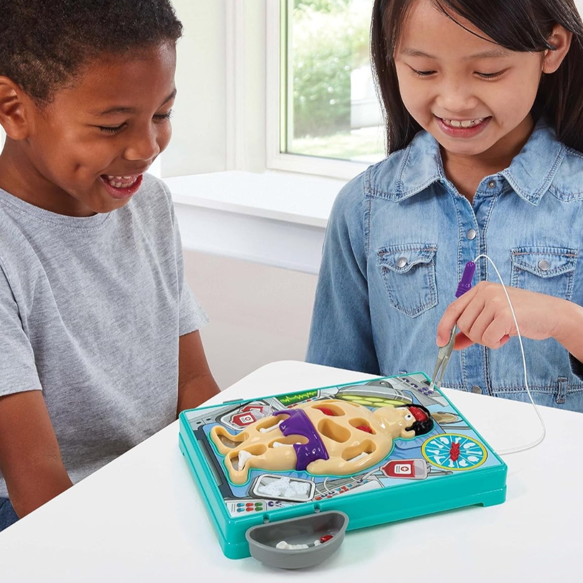 أمباسادور لعبة الجراحة المرتجفة للجنسين، 5-7 سنوات