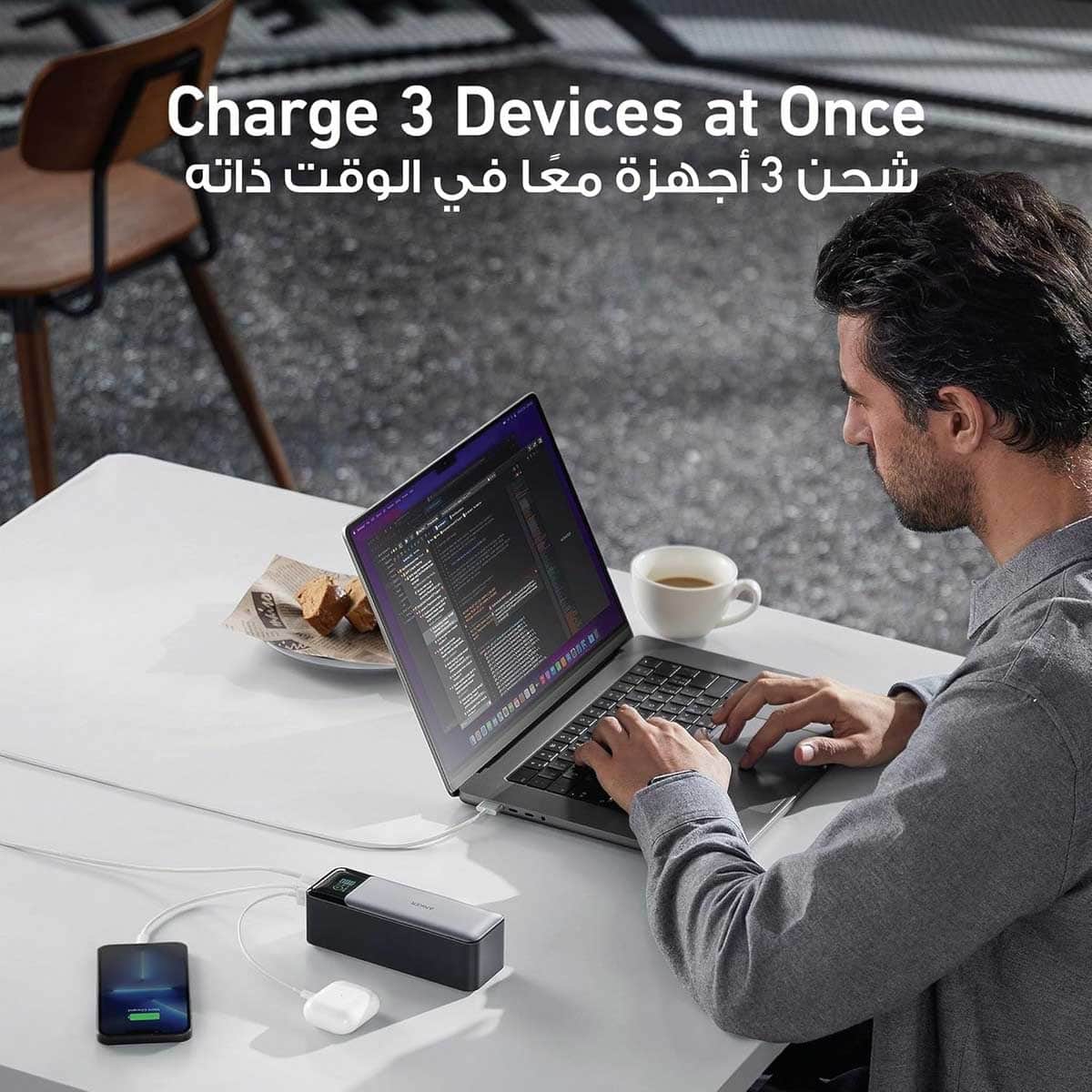 أنكر أسود باور بانك 737 بسعة 24000mAh وقدرة 140 واط