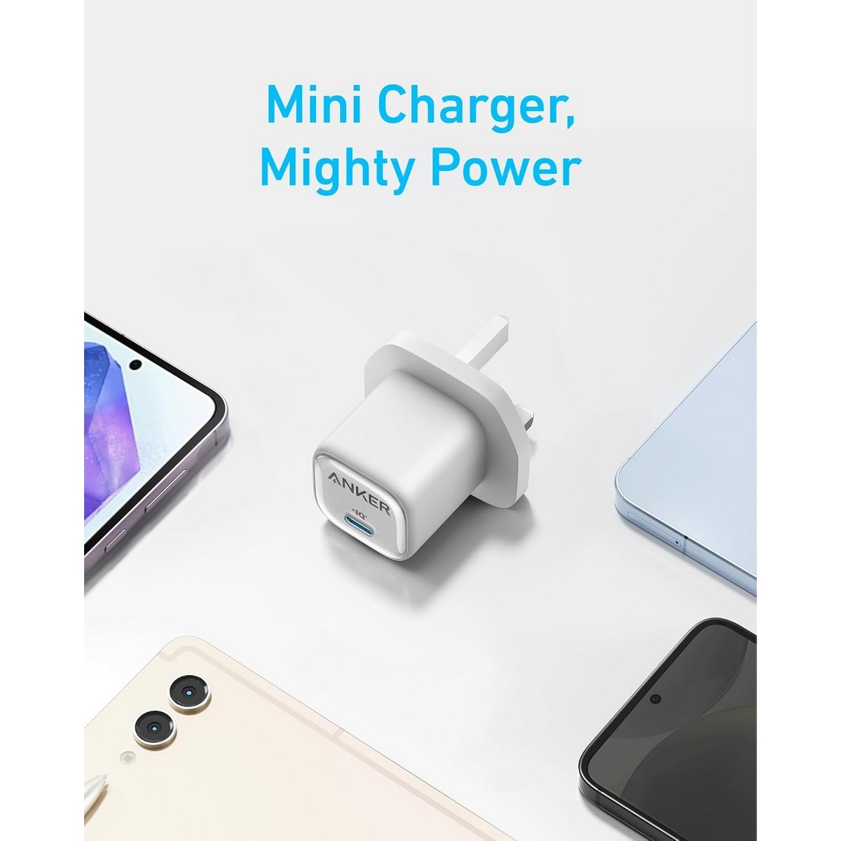 أنكر أبيض شاحن حائط USB-C مدمج بقدرة 25 واط مع مجموعة كابل USB-C