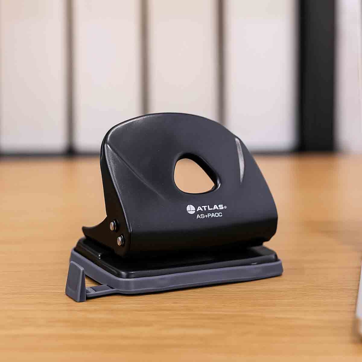 أطلس آلة تثقيب أوراق - أسود - 20 ورقة