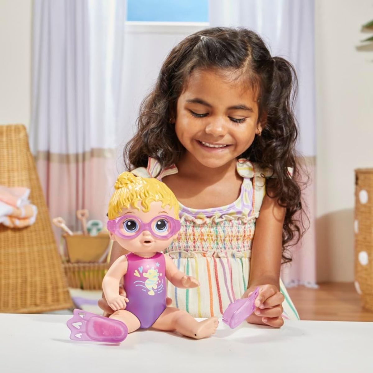 Baby Alive 10″ Sunny Swimmer Baby Doll Unisex, 3-4 Years