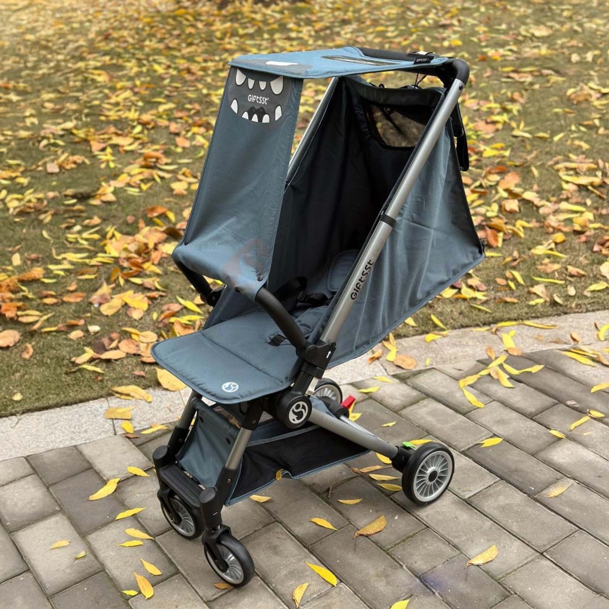 بيبي دريم عربة هدية خفيفة الوزن بلون أزرق للأطفال من عمر 0 إلى 2 سنة