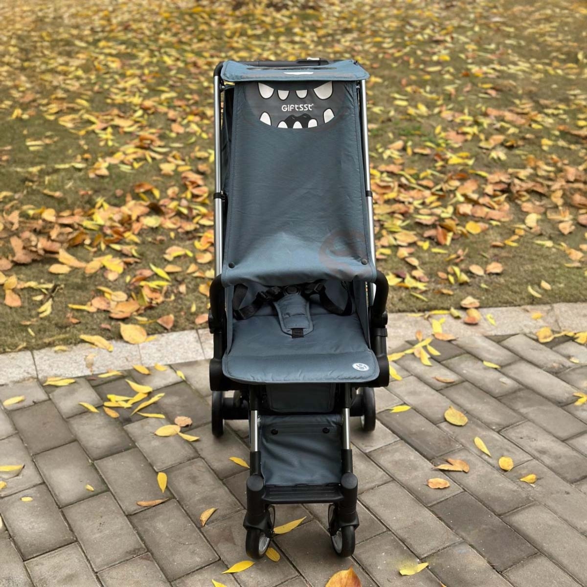 بيبي دريم عربة هدية خفيفة الوزن بلون أزرق للأطفال من عمر 0 إلى 2 سنة