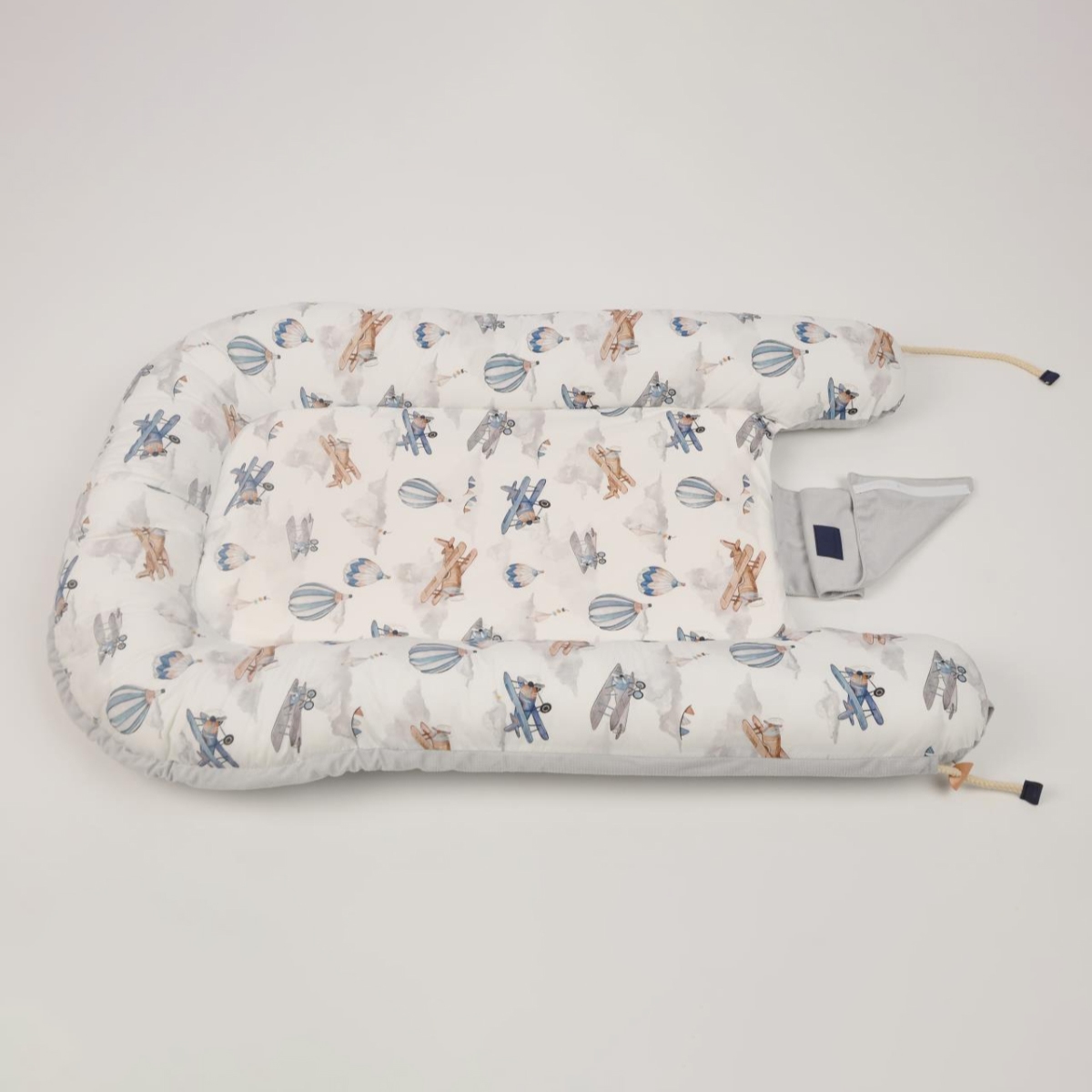 Babydream Portable Grey Bassinet and Sleeping Pod Toddler, 0-2 Years