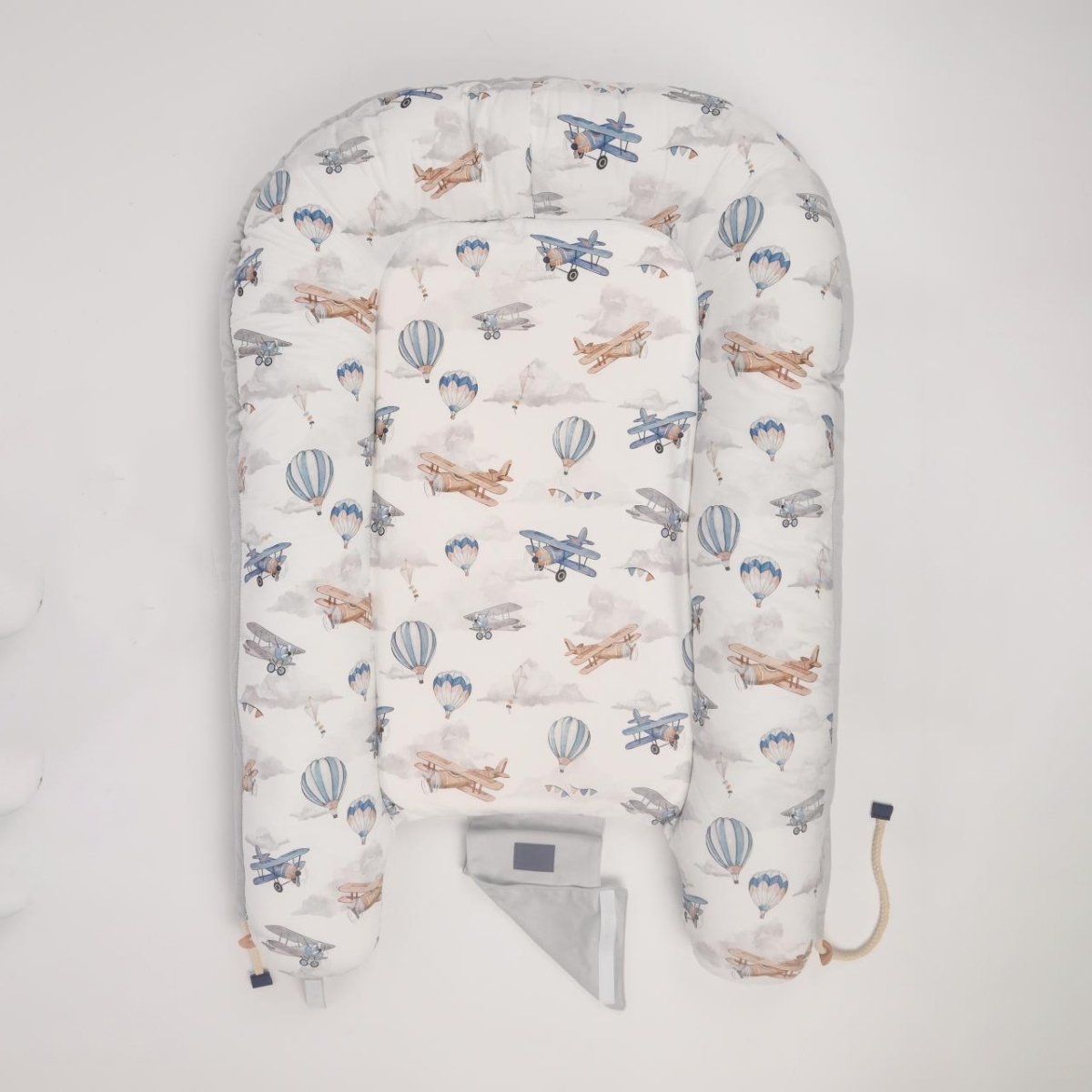 Babydream Portable Grey Bassinet and Sleeping Pod Toddler, 0-2 Years