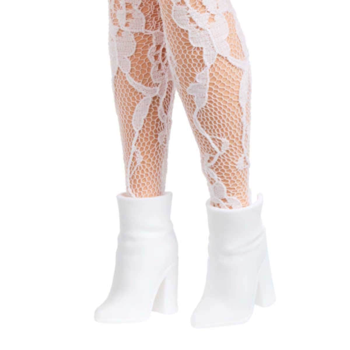 Barbie Dream Besties Malibu Doll Girls, 3-4 Years