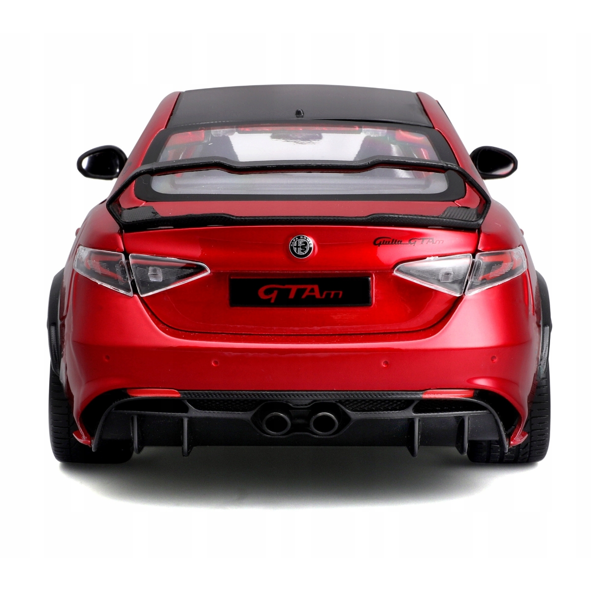 Bburago Alfa Romeo Giulia GTA 1:18 Scale Diecast Car Boys, 13+ Years