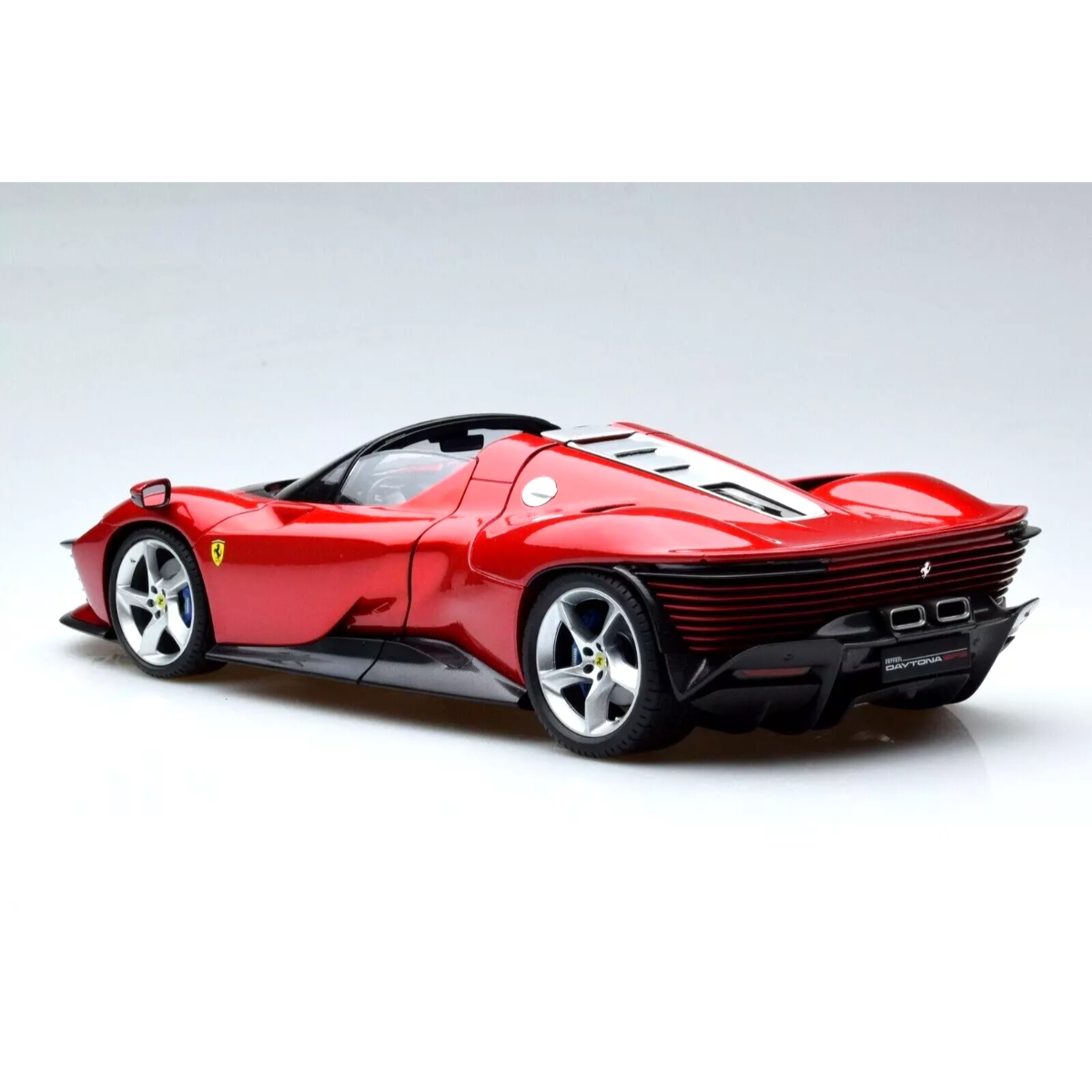 Bburago Daytona SP3 Open Top Ferrari Signature 1:18 Scale Diecast Car Boys, 13+ Years