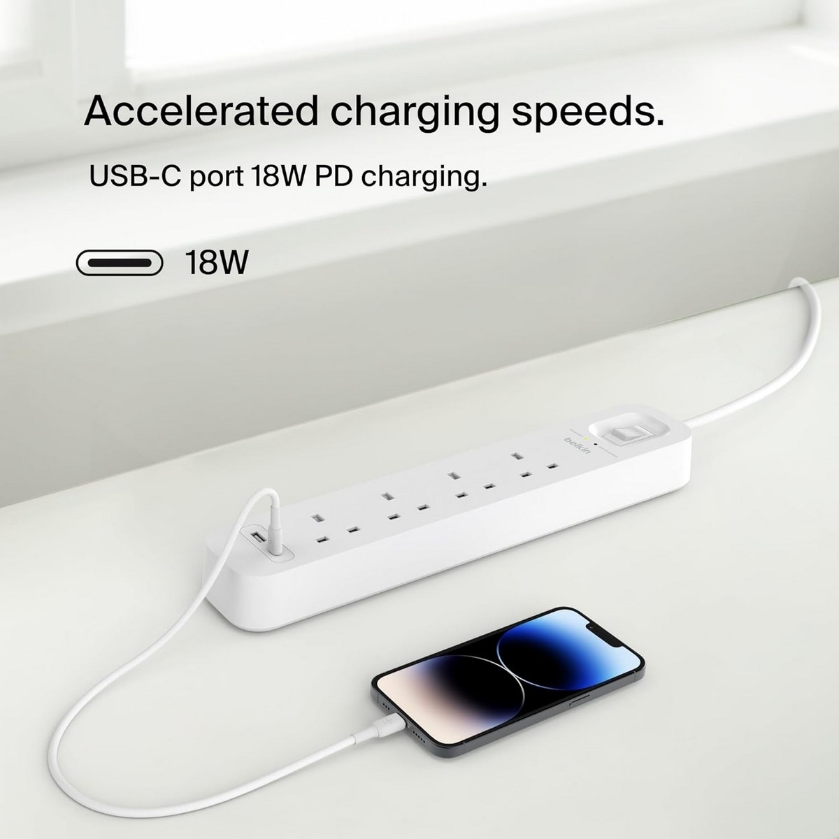 بيلكن مشترك كهربائي محمي من ارتفاع التيار بـ 4 منافذ مع USB-C وUSB-A بقدرة 18 واط بطول 2 متر