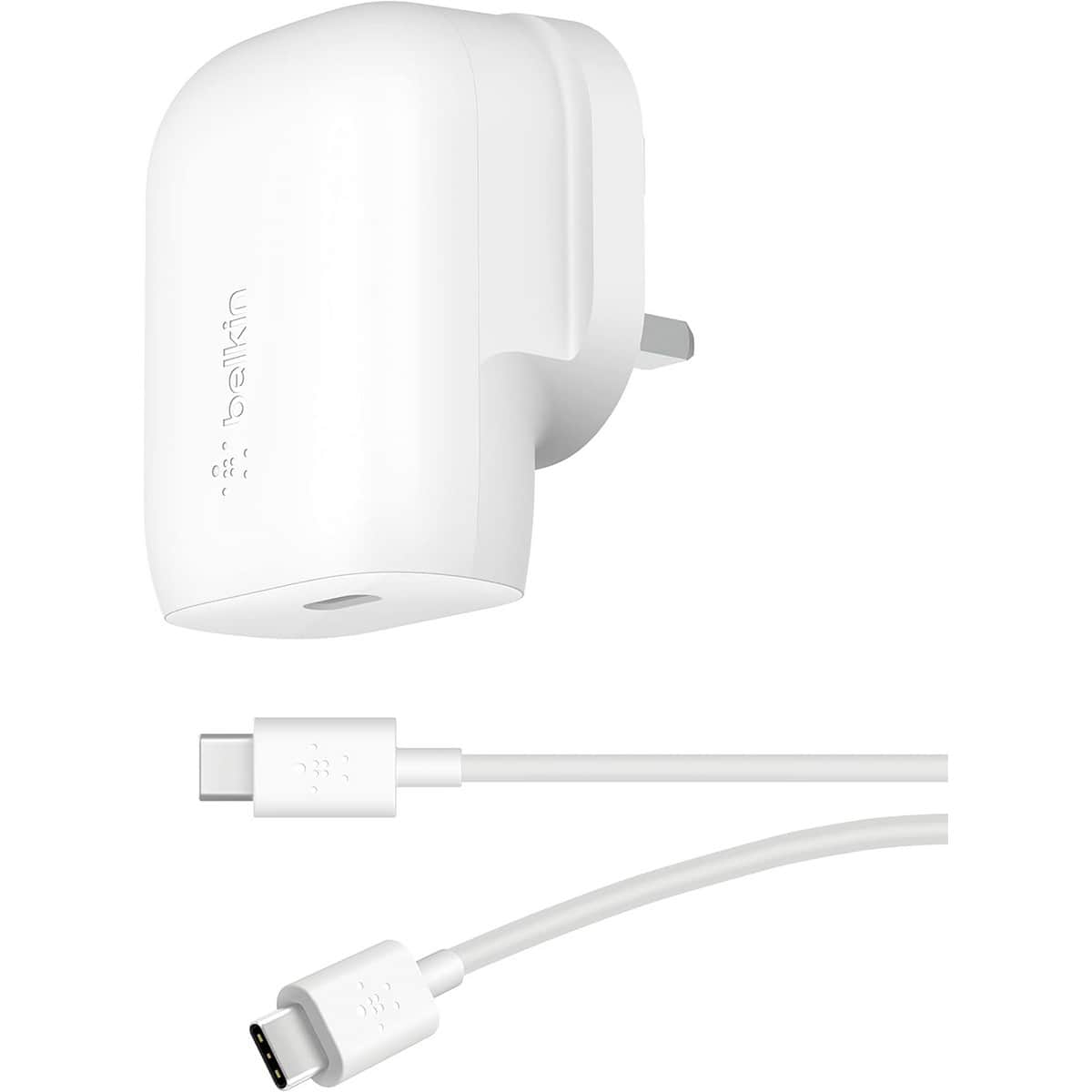بيلكن بوست تشارج PPS PD 3.0 شاحن حائط USB-C بقدرة 30 واط مع طقم كابل USB-C إلى USB-C بطول 1 متر