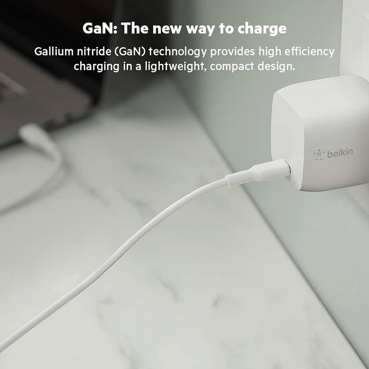 بيلكن أبيض بوست تشارج GaN PD 30W شاحن حائط USB-C