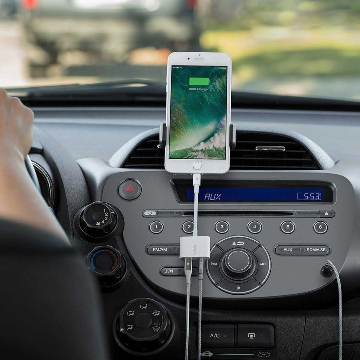 Belkin White Rockstar Lightning to 3.5mm Audio & Charge Adapter