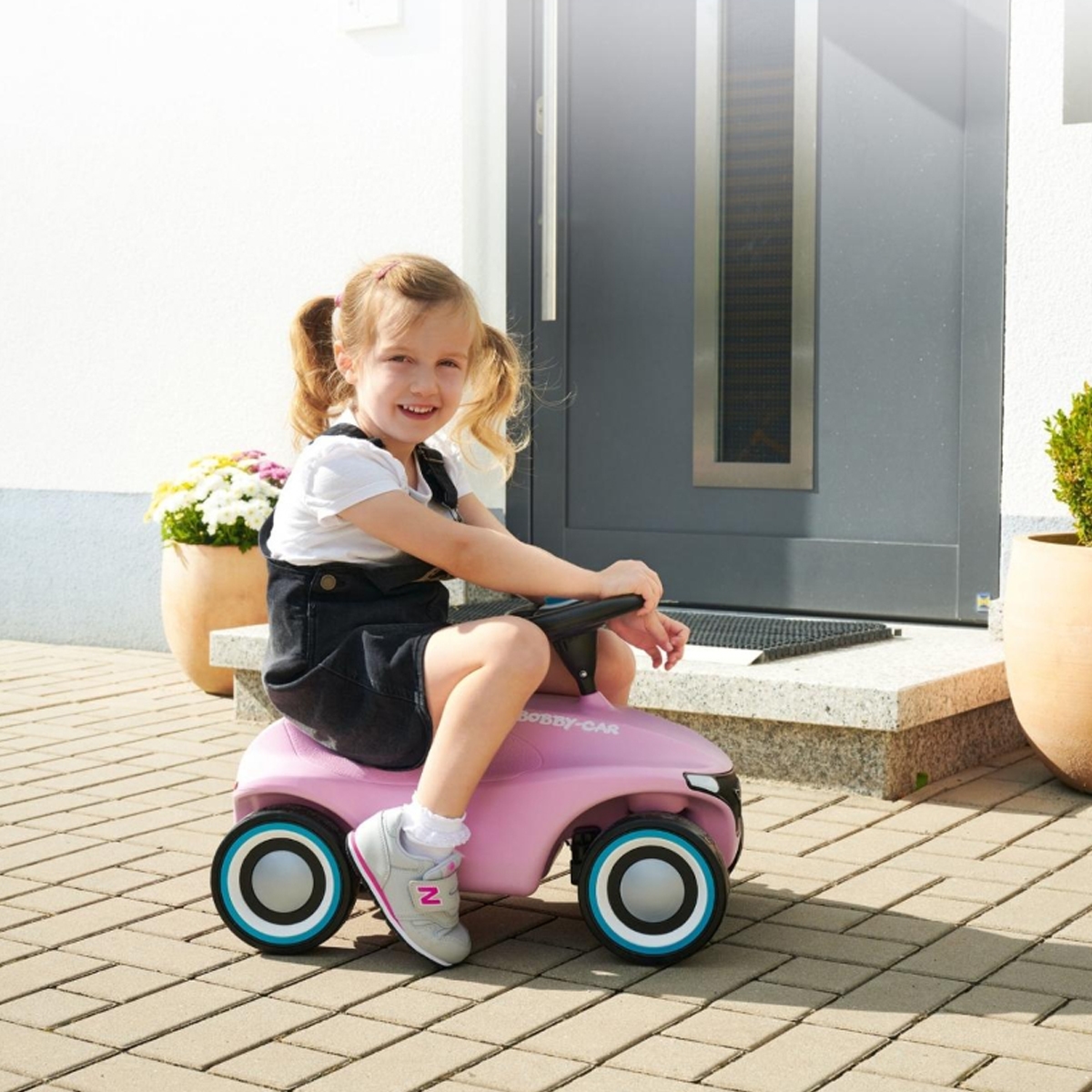 بيغ بوبي كار نيو لعبة ركوب وردية للأطفال، 0-2 سنوات