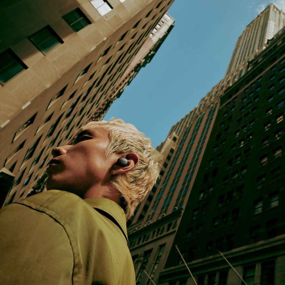 بوز كوايت كومفورت سماعات أذن لاسلكية باللون الأسود