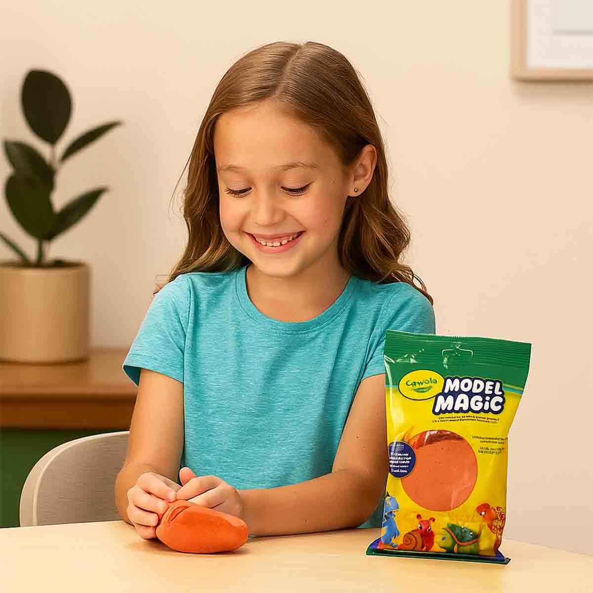 كرايولا طين تشكيل موديل ماجيك بلون بيج بحجم 4 أونصات للجنسين، من عمر 3 إلى 4 سنوات