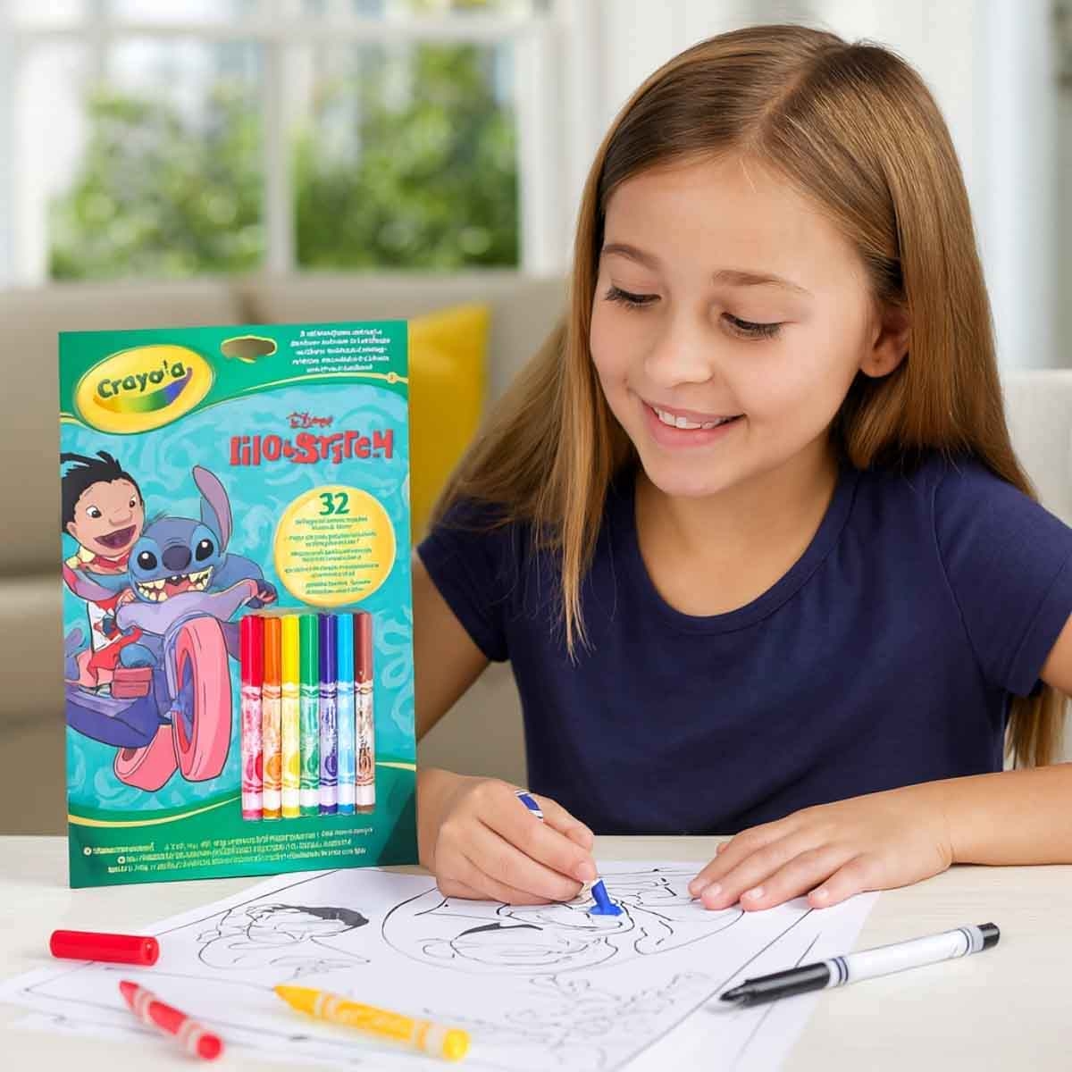 Crayola Mini Art Case with Coloring & Activity Set & Crayons Bundle Pack Unisex, 3-4 Years