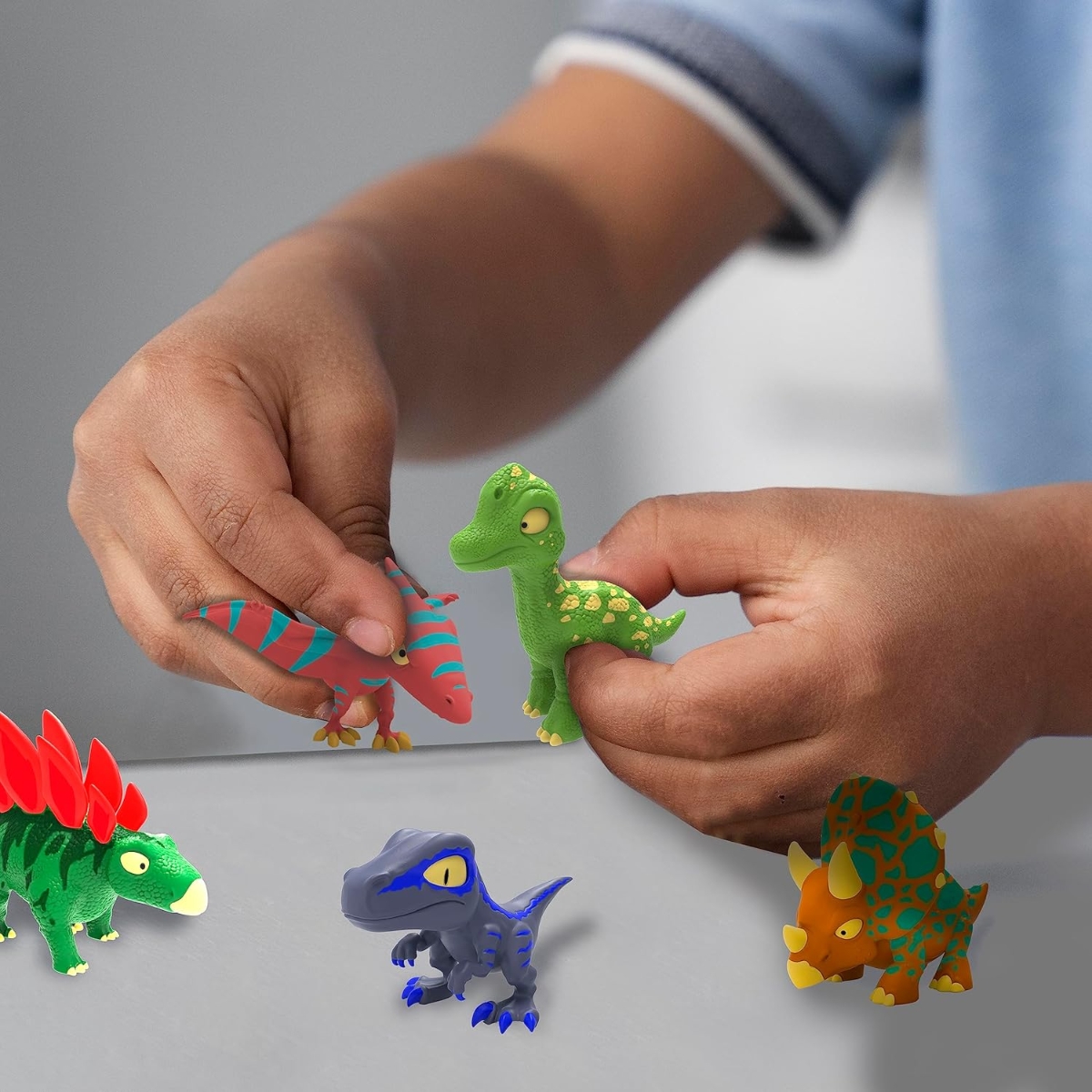 Craze Magic Slime Capsule Dino Surprise Figure Unisex, 3-4 Years