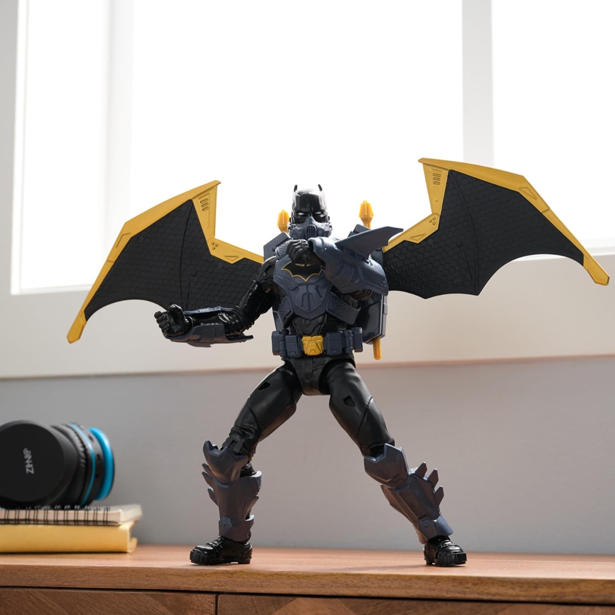 DC Comics 12″ Night Sky Batman Action Figure with Expandable Wings Unisex, 5-7 Years