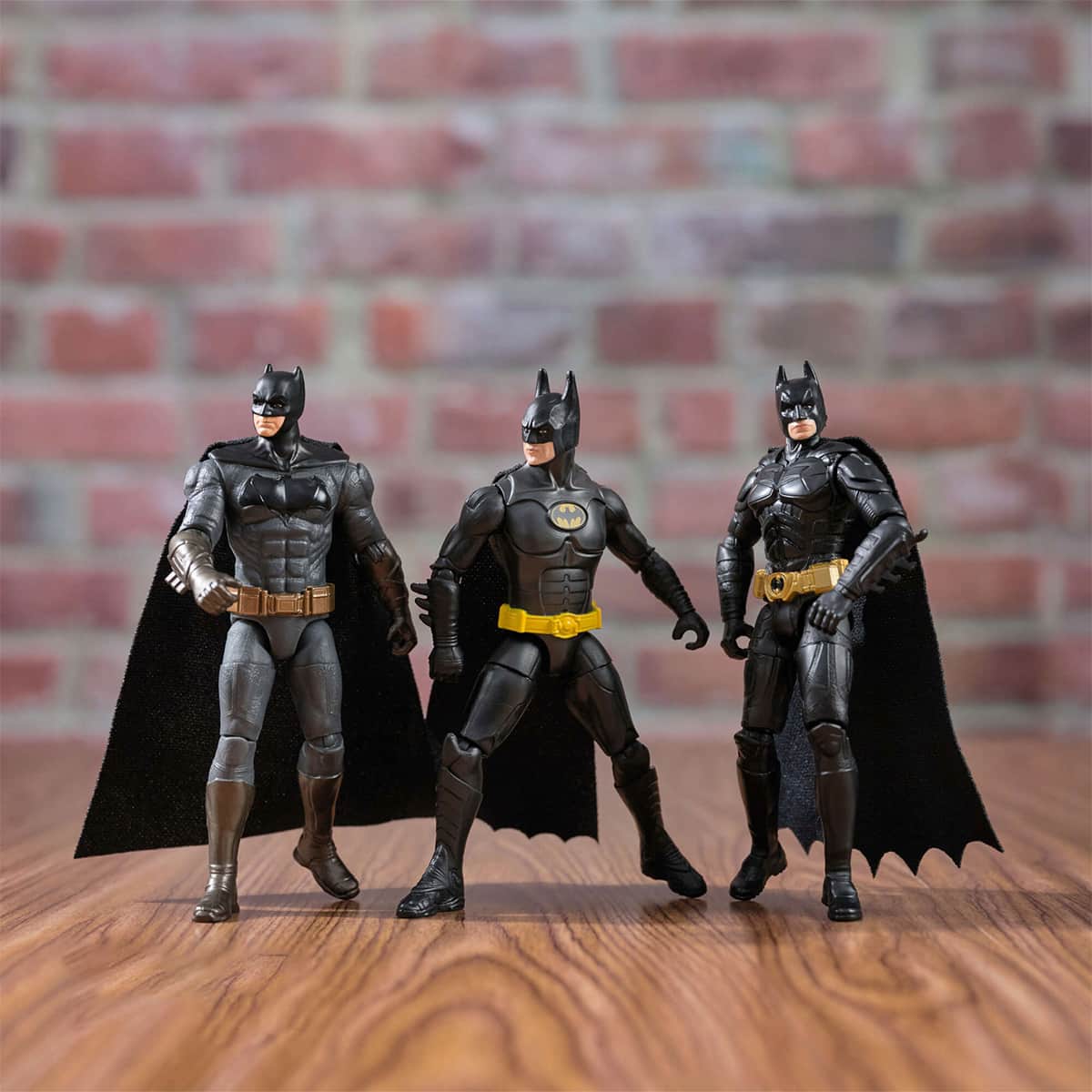 DC Comics 4″ 85th Special Edition Batman Action Figures Unisex, 3-4 Years, Pack of 3